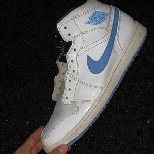 Jordan Retro 1 Legend Blue